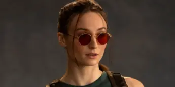 Sophie Turner como Lara Croft em Tomb Raider
