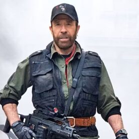 Chuck Norris atuando