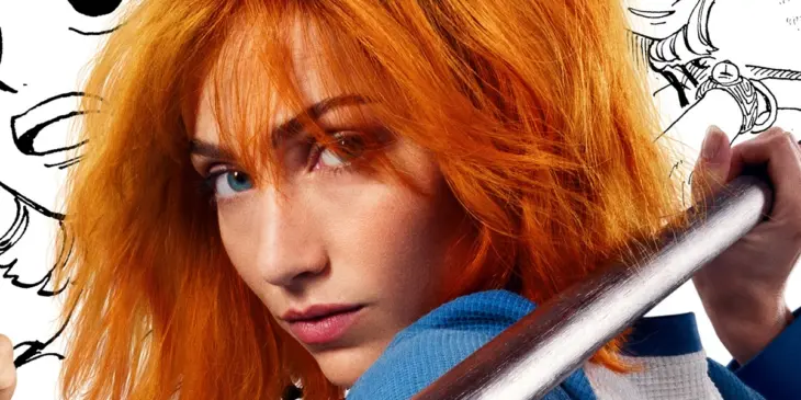 Emily Rudd como Nami em cartaz individual da 2ª temporada de One Piece: A Série