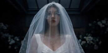 Camila Morrone em Algo Horrível Vai Acontecer