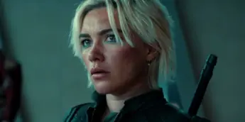 Florence Pugh como Yelena Belova