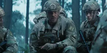 Alan Ritchson em Máquina de Guerra