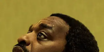 Chiwetel Ejiofor em Backrooms, da A24