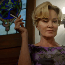 American Horror Story: 13ª temporada ganha primeira imagem com Jessica Lange; Veja
