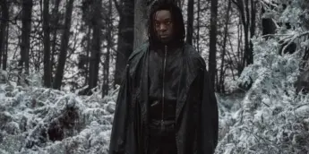 Paapa Essiedu como Severo Snape na série de Harry Potter