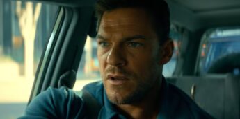 Alan Ritchson em Runner