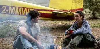 Jacob Elordi e Margaret Qualley em Ponto Sem Retorno