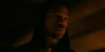 O rapper Travis Scott em A Odisseia, de Christopher Nolan