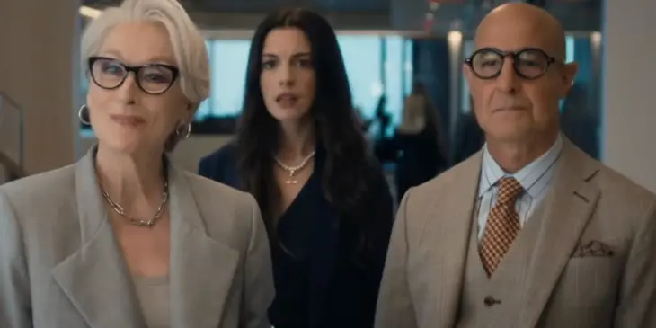 Meryl Streep, Anne Hathaway e Stanley Tucci em O Diabo Veste Prada 2