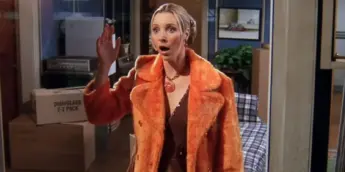 Lisa Kudrow como Phoebe na série Friends