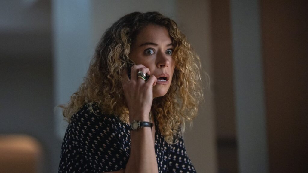 Tatiana Maslany em Prazer Máximo Garantido, do Apple TV