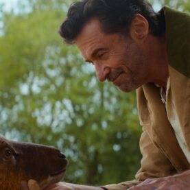 Por que As Ovelhas Detetives é o filme mais bem-avaliado de Hugh Jackman no Rotten Tomatoes