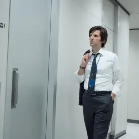 Adam Scott em Ruptura