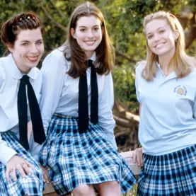 Anne Hathaway e atrizes em O Diário da Princesa