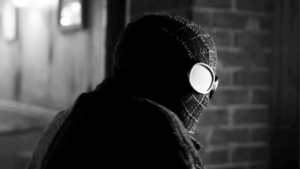 Spider-Noir no meio de uma investigação