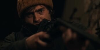 Austin Abrams em Resident Evil, de Zach Cregger