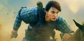 Kento Yamazaki como Shin em cena de Kingdom: Tamashii no Kessen