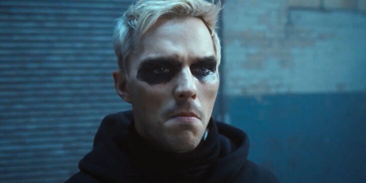 Nicholas Hoult em Como Roubar um Banco