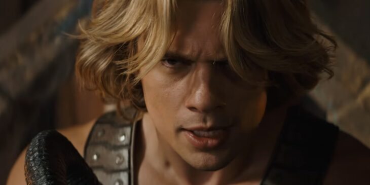 Nicholas Galitzine como He-Man em Mestres do Universo