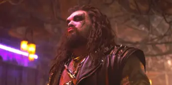 Lobo, de Jason Momoa, na trama de Supergirl