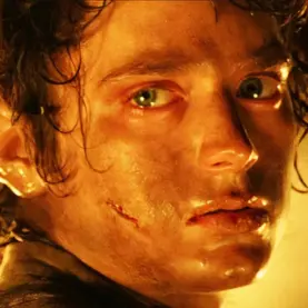 Elijah Wood, de O Senhor dos Anéis A Caçada por Gollum