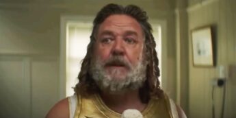 Russell Crowe como Zeus em Thor: Amor e Trovão