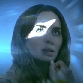 Emily Blunt em Dia D, de Steven Spielberg