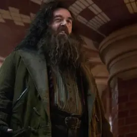 Nick Frost interpretando Hagrid em Harry Potter