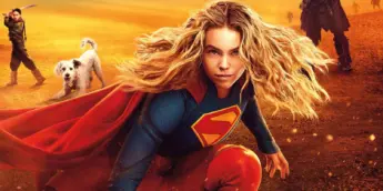 Supergirl em ação no espaço no DCU