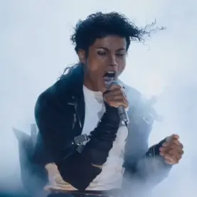Jaafar Jackson como Michael Jackson