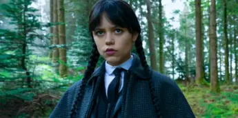 Jenna Ortega em cena de Wandinha