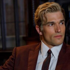 Paul Antony Kelly na 13ª temporada de American Horror Story