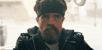 Peter Dinklage vai estrelar filme de ação com diretor de The Furious e roteirista de John Wick