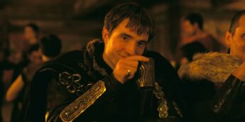 Robert Pattinson como Antínoo em A Odisseia, de Christopher Nolan