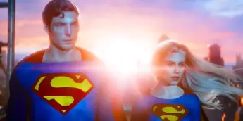 Helen Slater em sua participação como Supergirl em The Flash