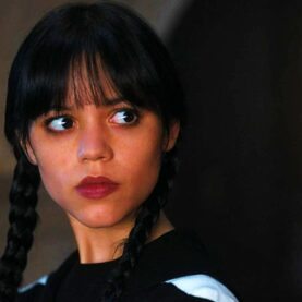 Jenna Ortega como Wandinha