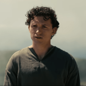Tom Holland como Telêmaco em A Odisseia, de Christopher Nolan