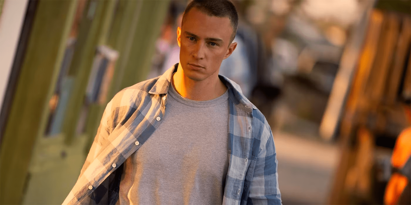 Psicopata Americano Drew Starkey Sugere Envolvimento Com O Remake