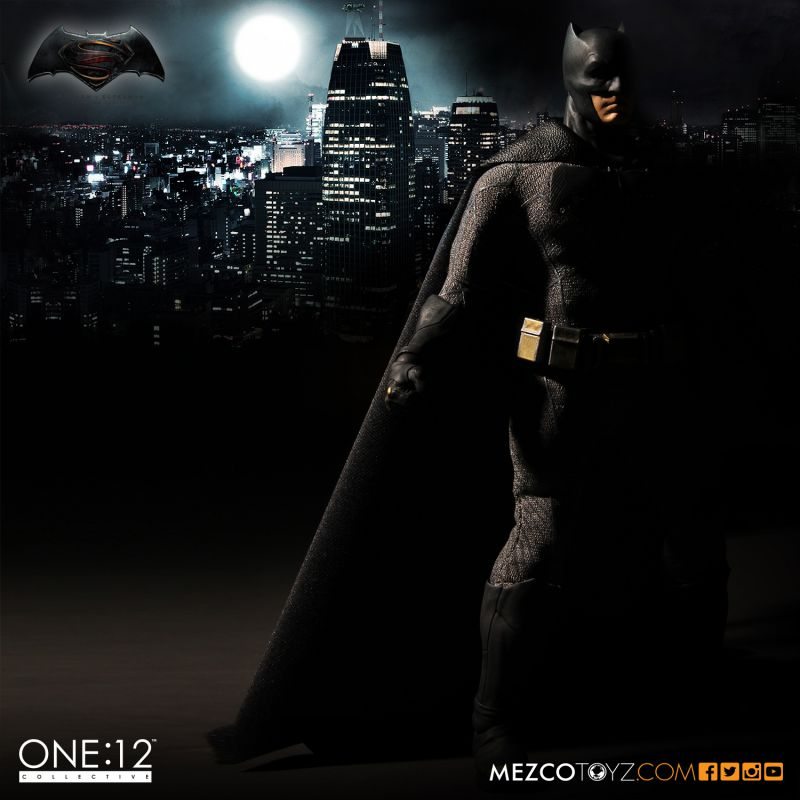 mezco-bvs-batman-167852